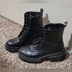 Madden Girl Boots